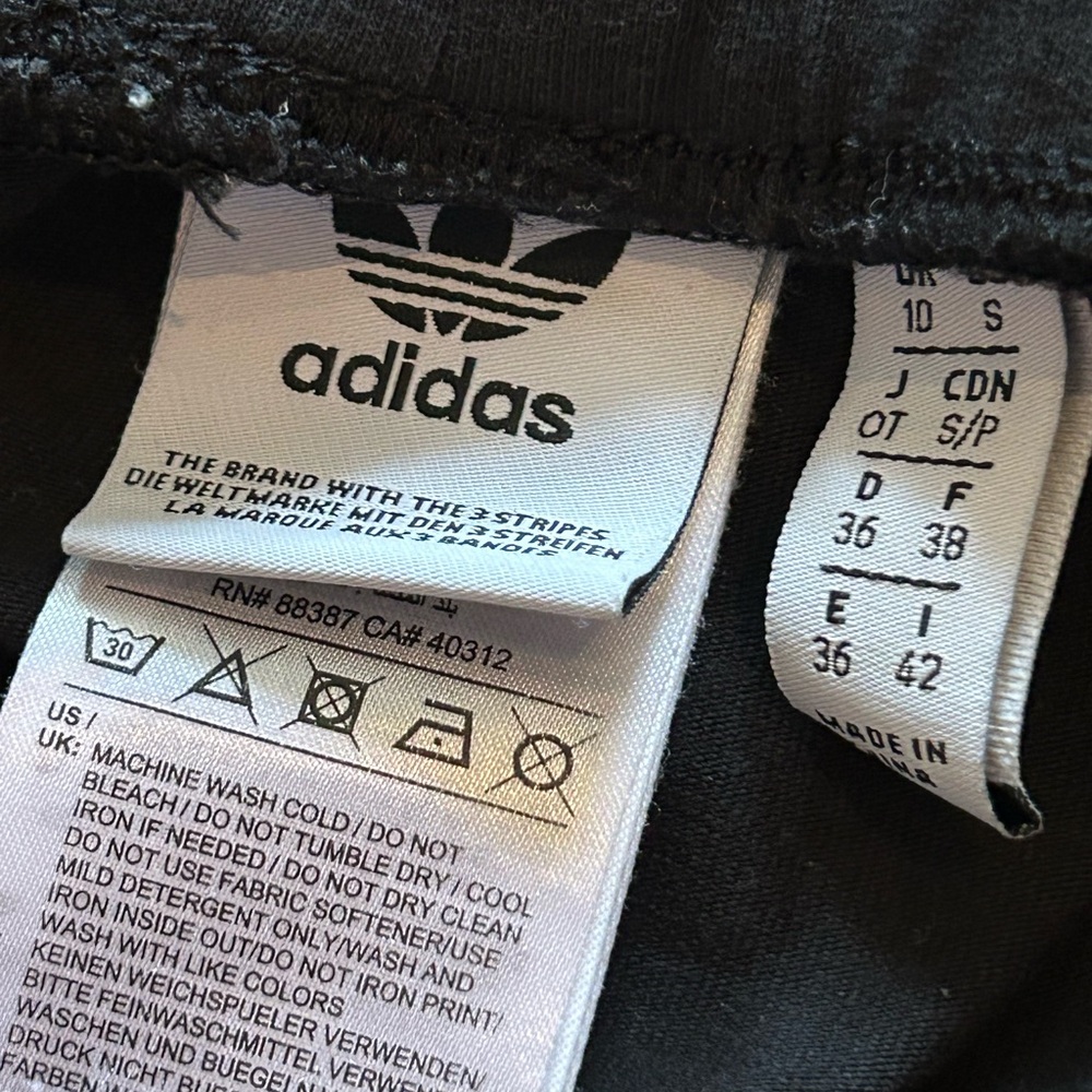 adidas Black Cropped Sweatshirt and Leggings Set with Pastel Logo - Picture 7 of 13